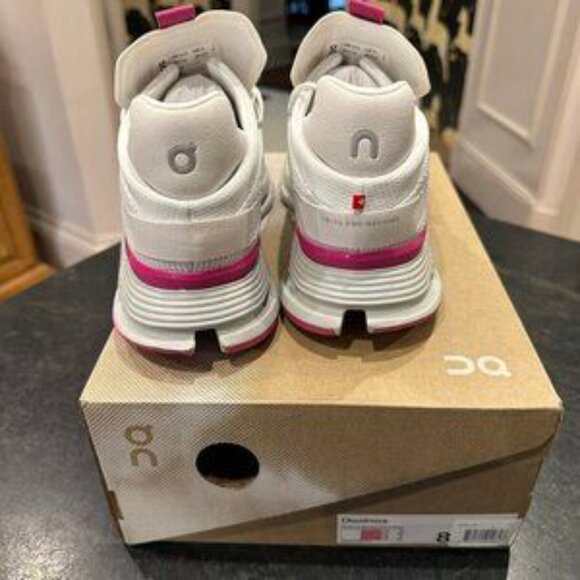 New On Cloud Cloudnova "Barbie" Women Pink Shoes White - Picture 5 of 5